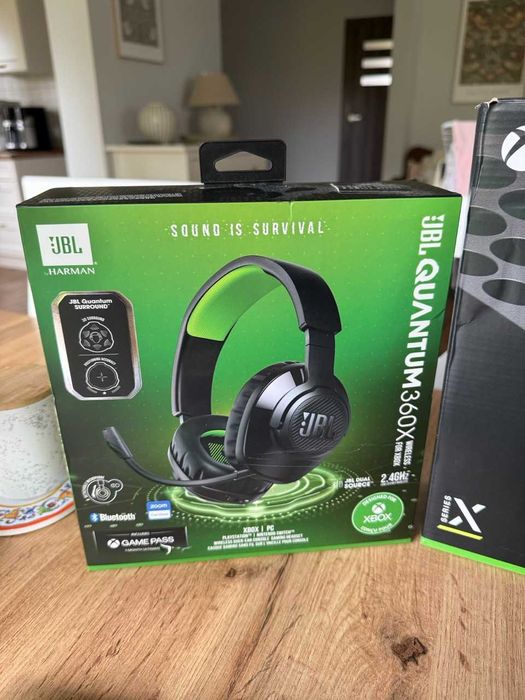 XboX Series X, 3x pad, pad elite, 4 gry, headset JBL, rok gamepass