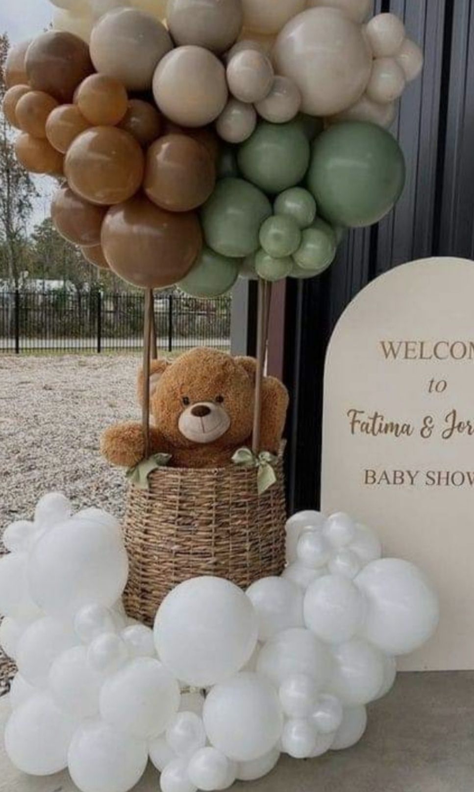 Urso de peluche gigange castanho para decoração