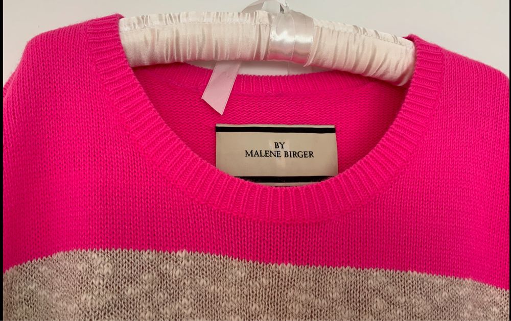 Sweter malinowo-szary BY MALENE BIRGER