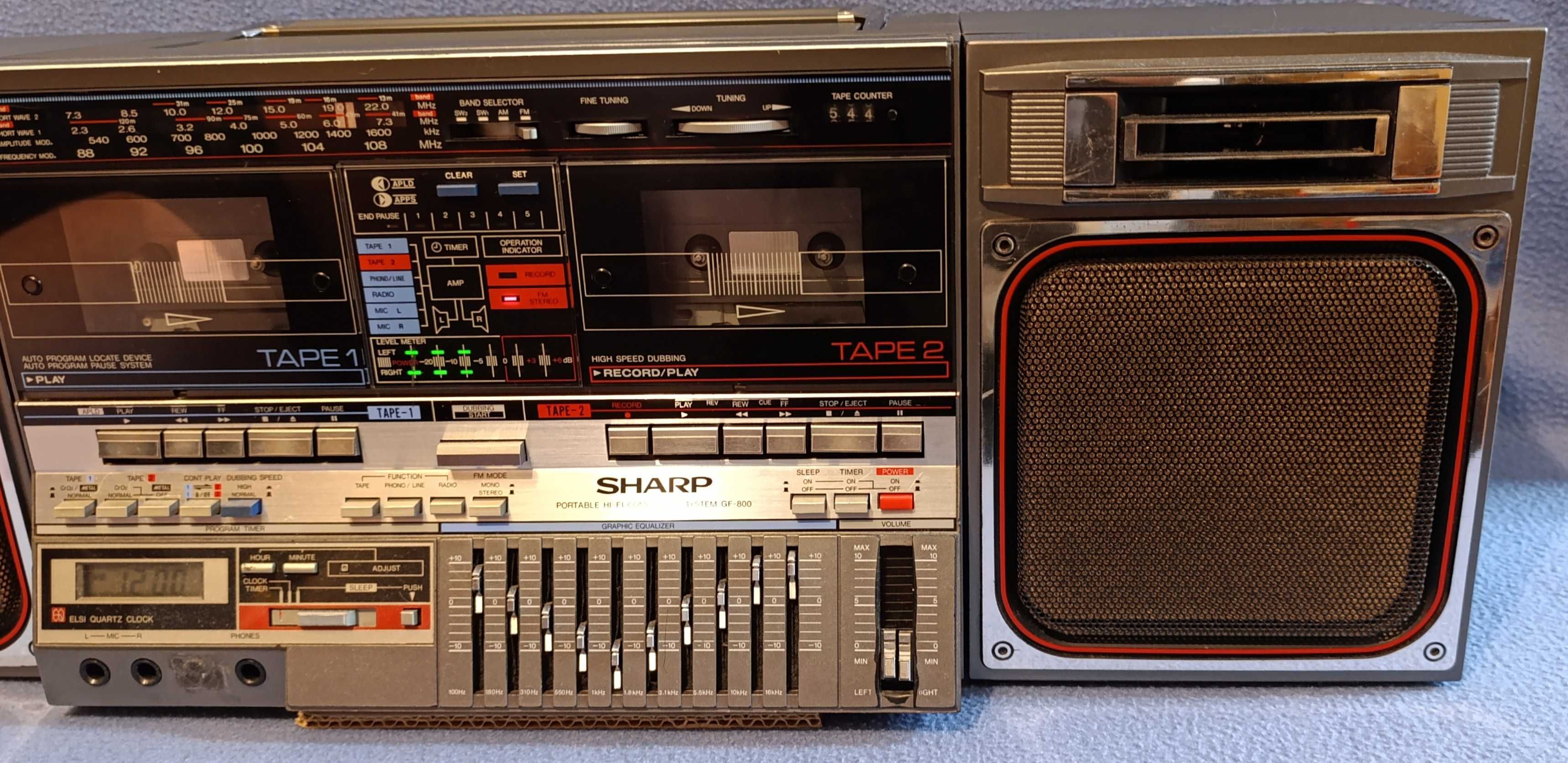 Магнитола SHARP GF800.