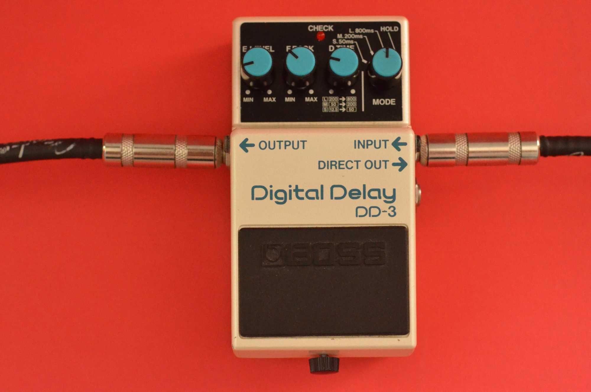 Педаль дилей BOSS Digital Delay DD-3