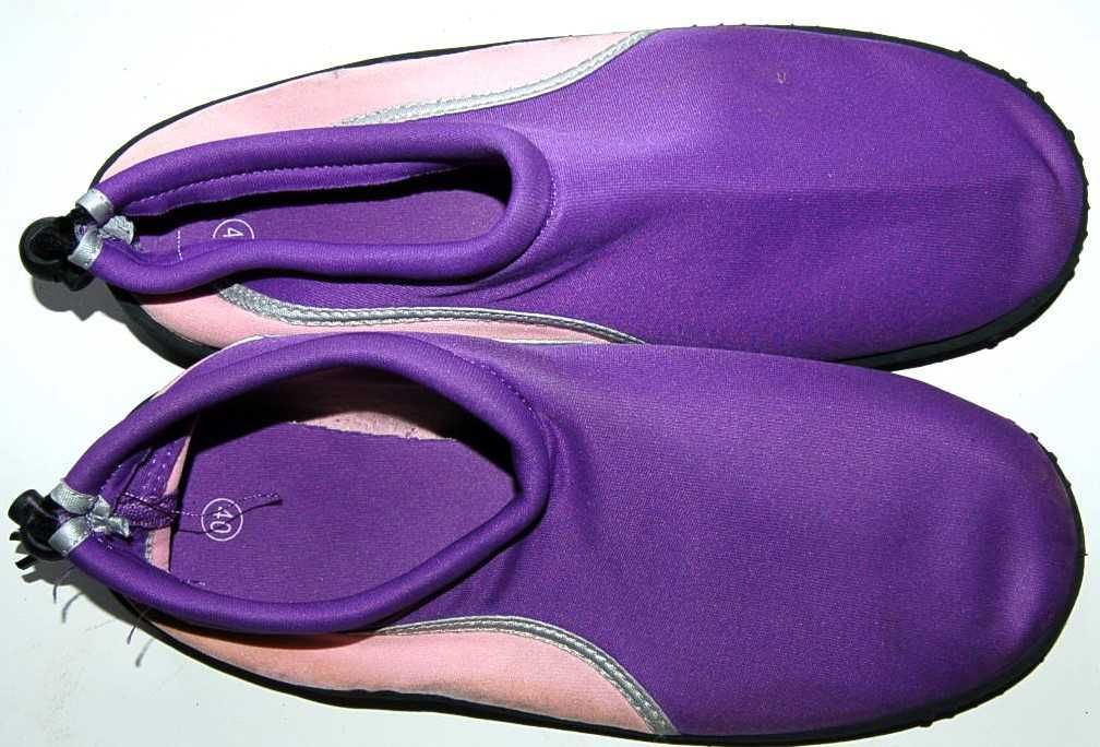 buty na plażę ,do wody ,na piasek na basen roz.40 stan bdb
