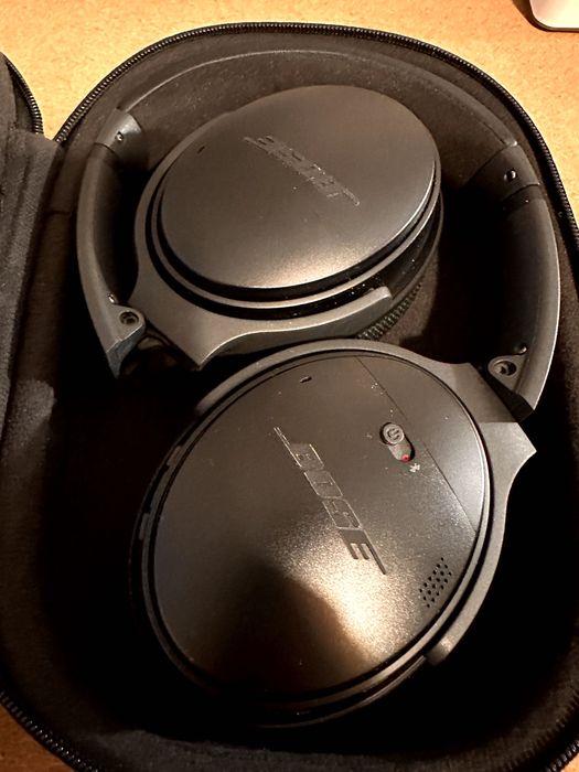 Bose Auscultadores Bluetooth QuietComfort QC-35 II Black