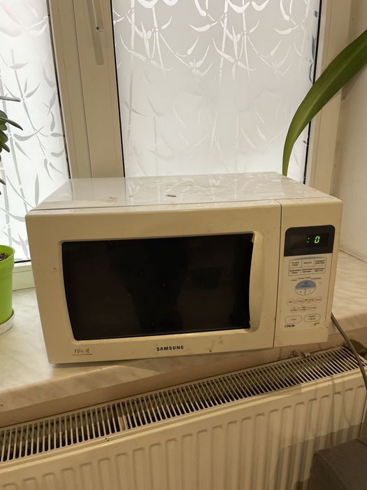 Мікрохвильовка Samsung
