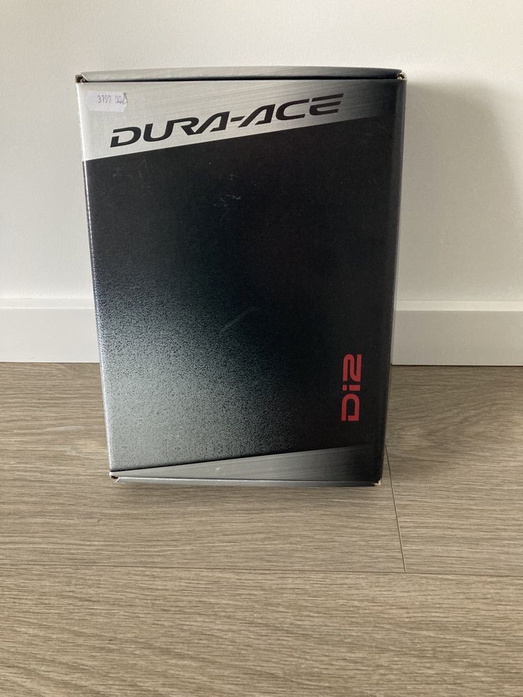 Elektroniczne dźwignie przerzutki / hamulca Dura ace Di2 ST-7970 2x10