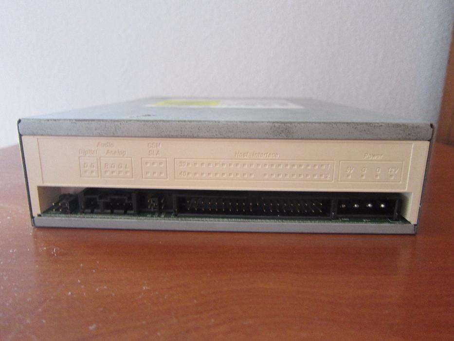 Leitor de CD-ROM 40X Philips PCA403CD