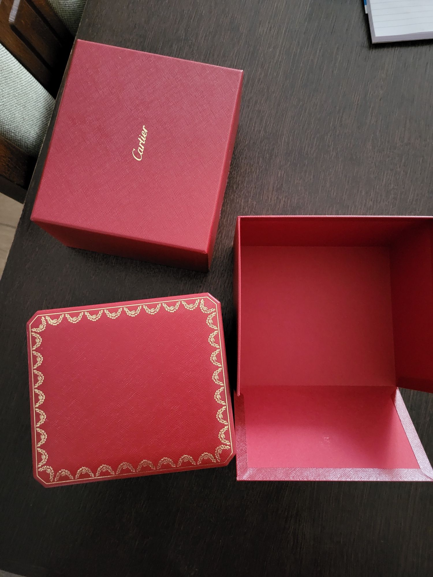 Orginalne  pudełko etui na zegarek  CARTIER