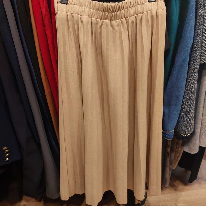 spódnica plisowana beżowa roz. S firma Shein, Zara, Mohito
