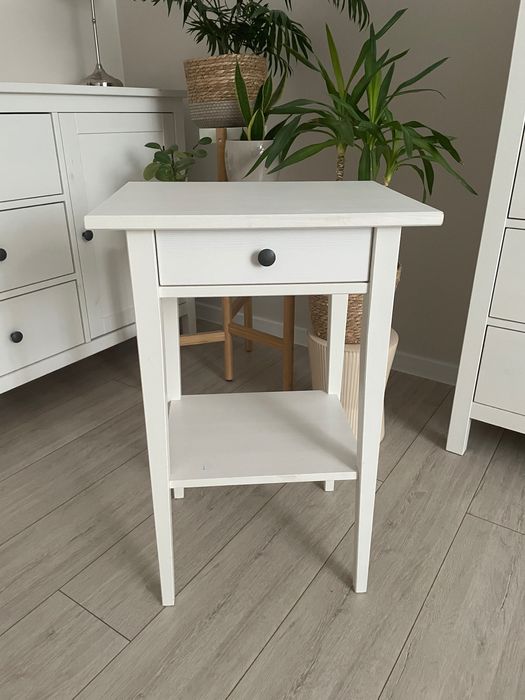 Stolik nocny Ikea Hemnes