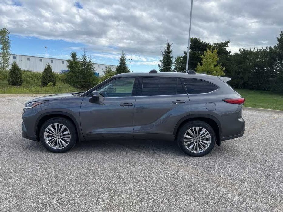 Toyota Highlander      2023