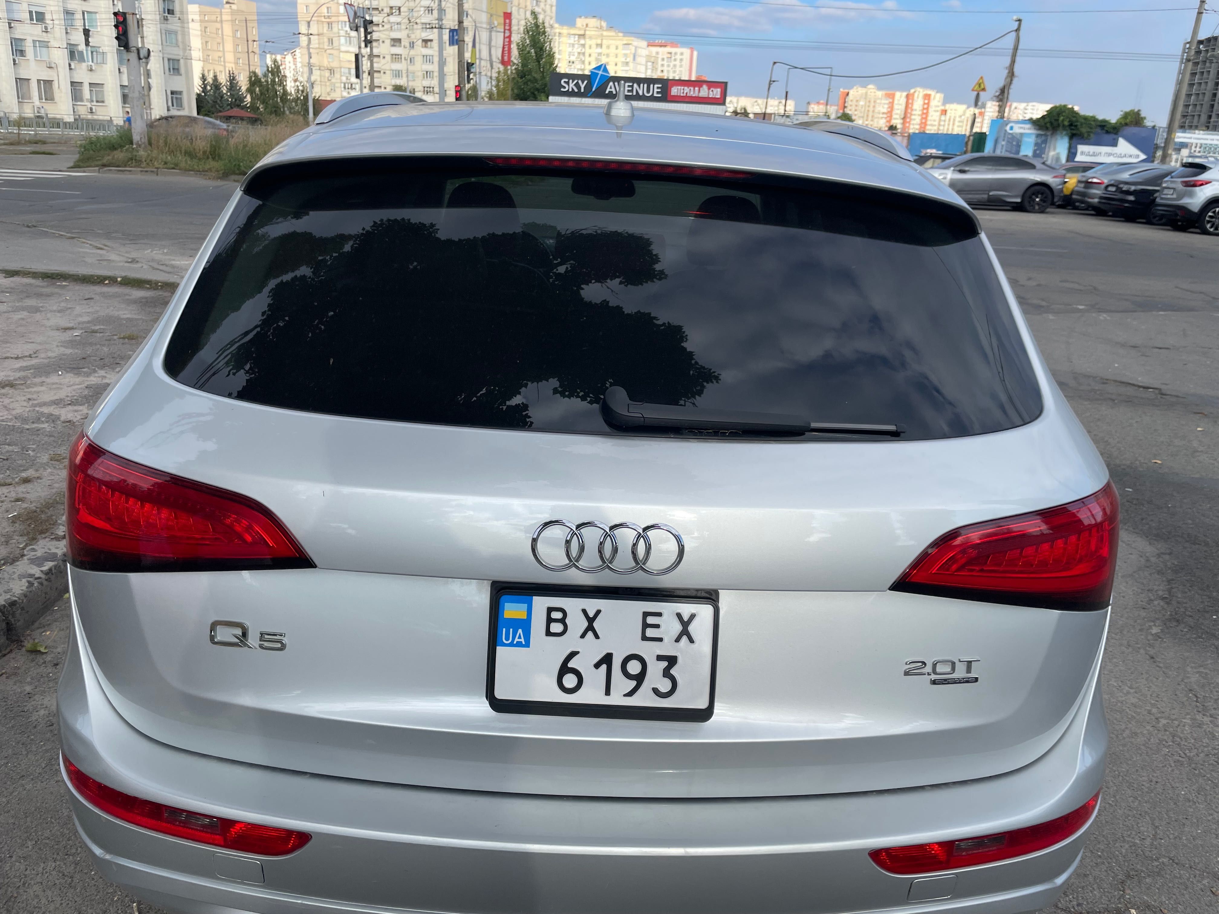 Продам AUDI Q5 2.0 T