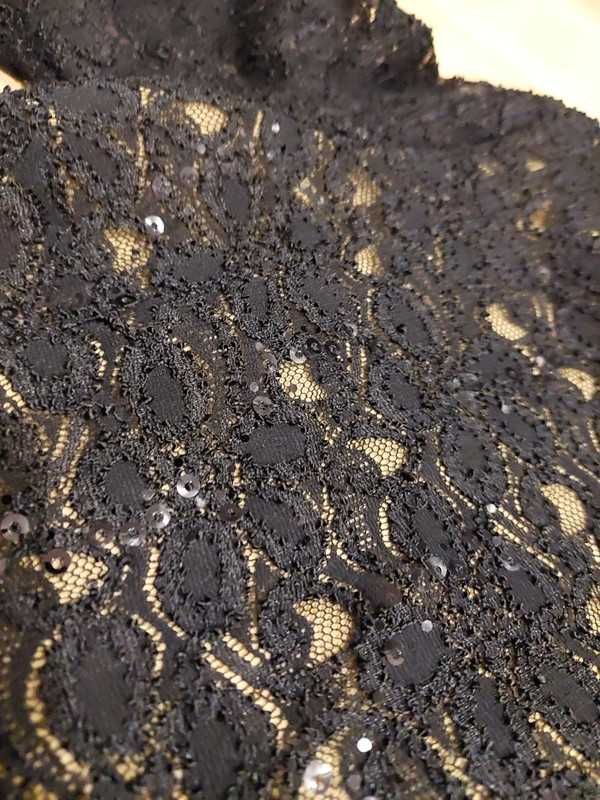 Sukienka czarna koronkowa cekiny Arizona 42 XL wyszczuplająca
