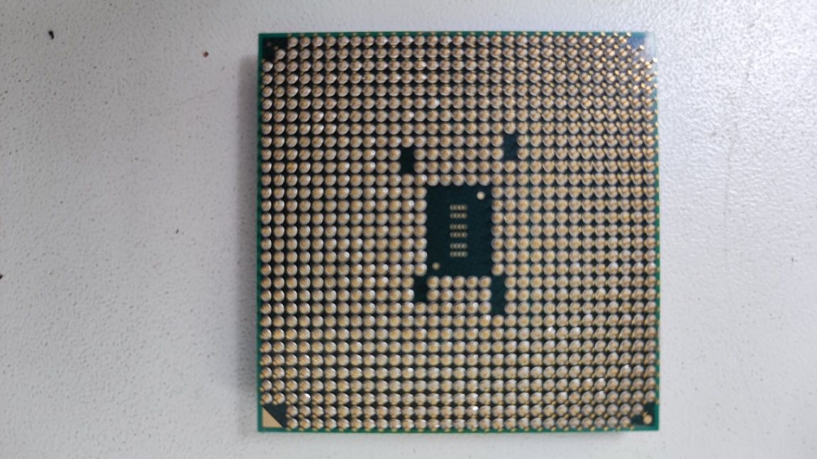 Процессор AMD A4-4000+ sFM2 (FM2+), tray
