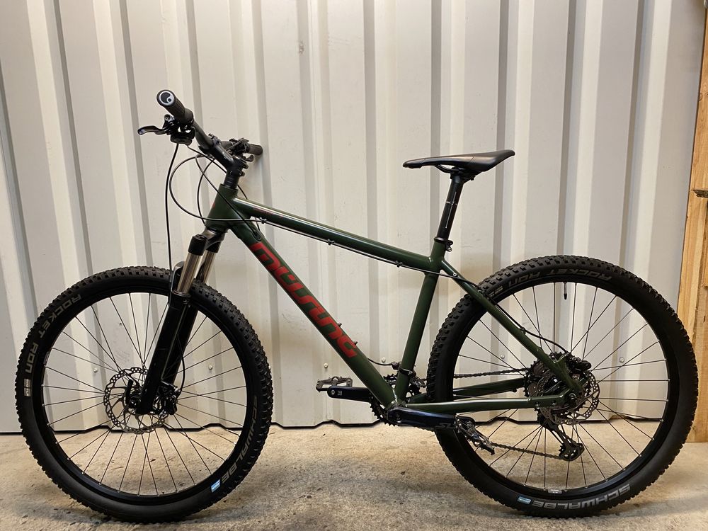 Стан нового Гарний колір гірський велосипед Müsing Comp 7 Rock Shox