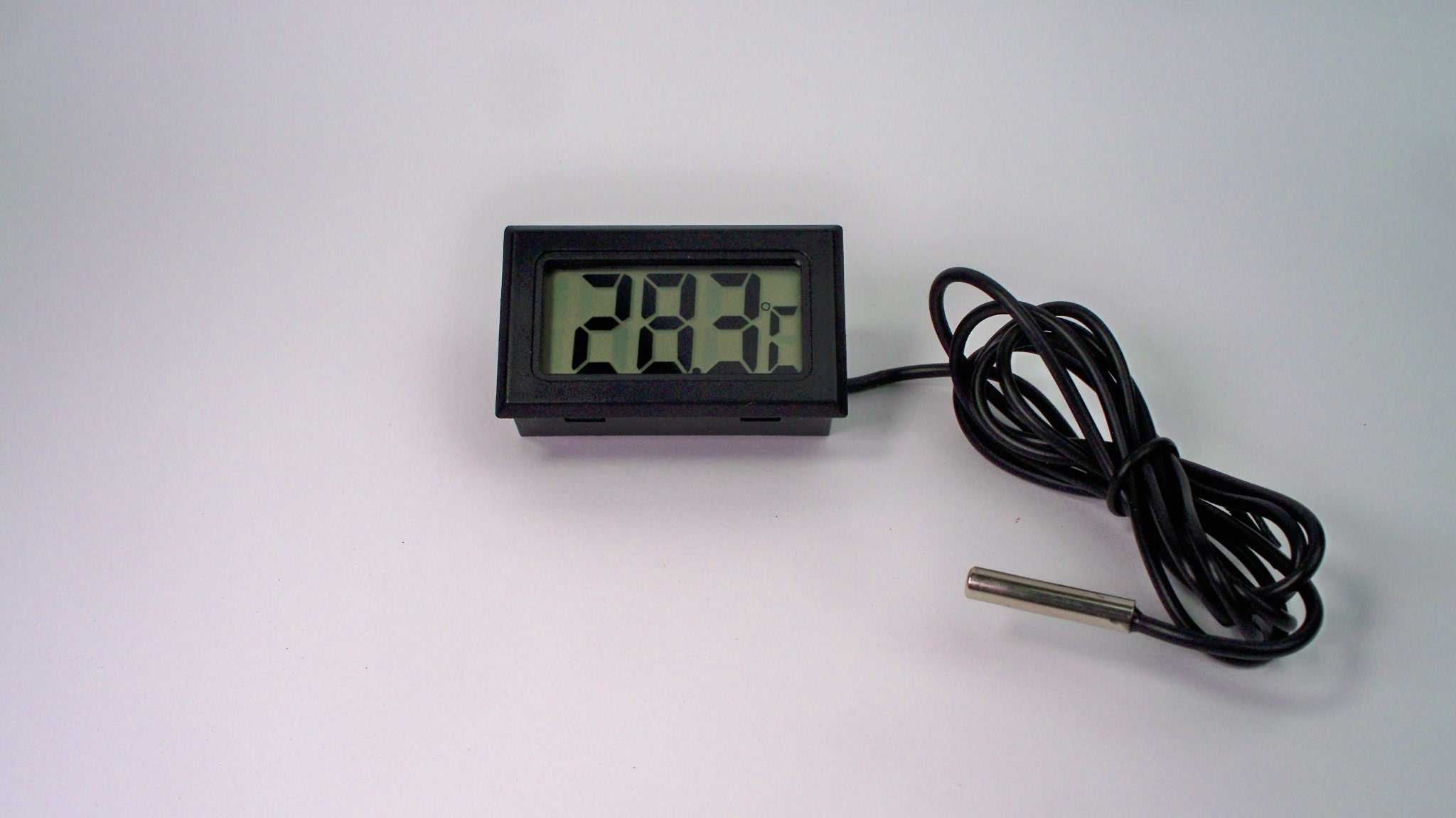 Termometr elektroniczny z sondą -50 +110 stopni C