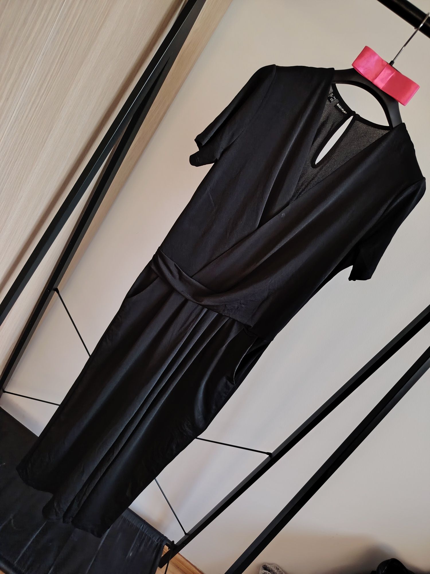 Bodyflirt nowy czarny kombinezon midi kopertowy dekolt 36/38