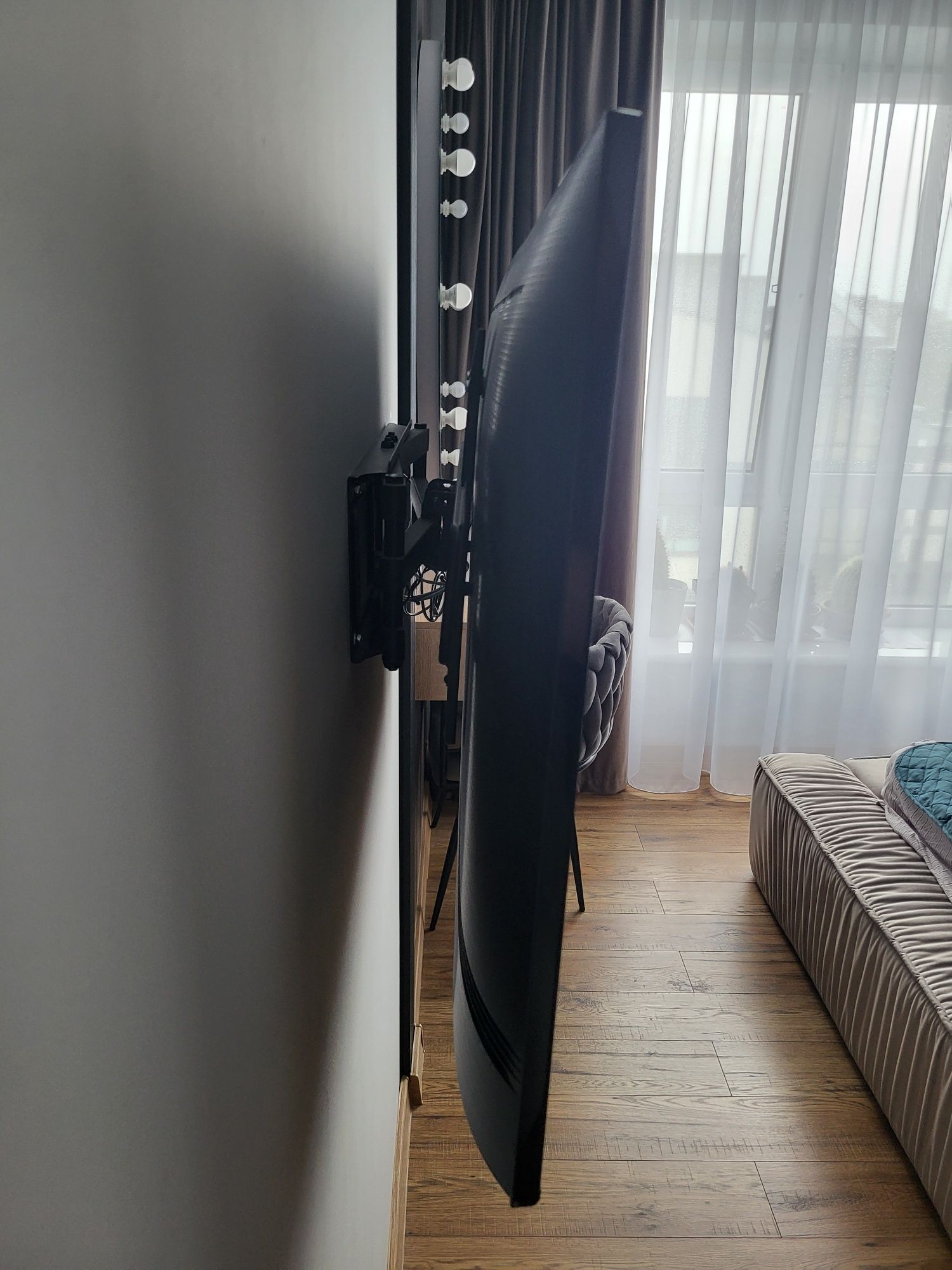 Телевізор samsung UE50CU7100U самсунг