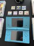 Nintendo DSi azul e jogos