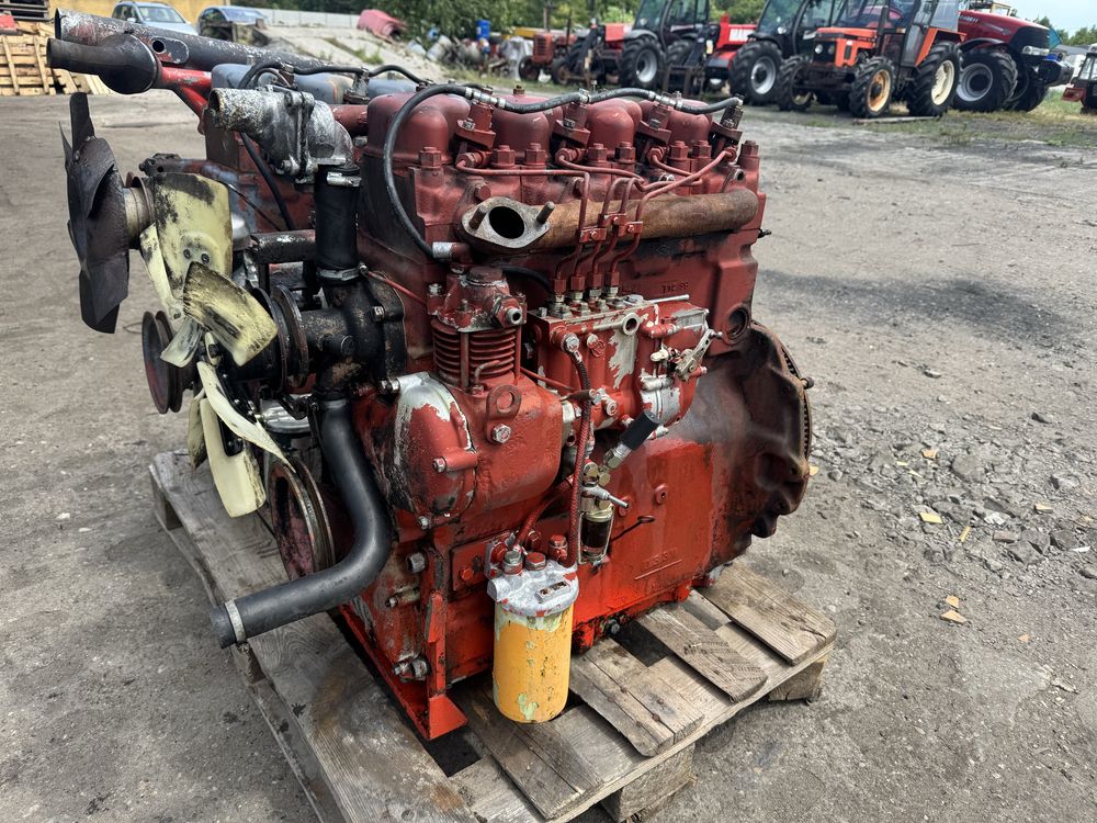 Silnik Ursus Zetor 4 cyl Agragat 6711/7011/7211/6211/C-360