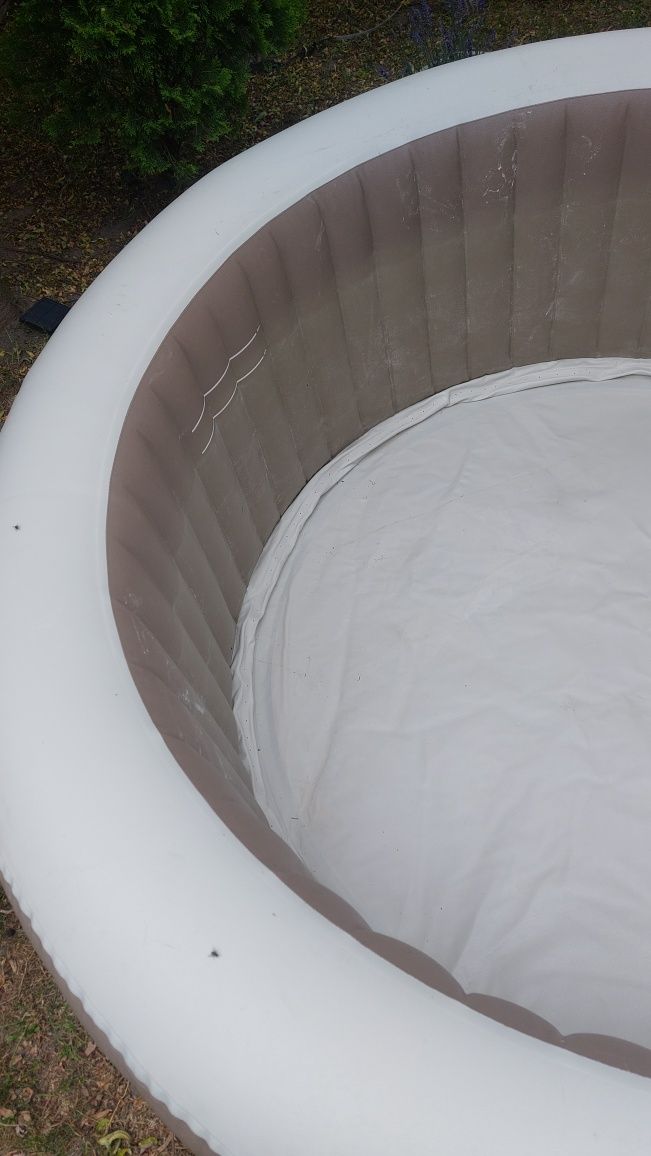 Sprzedam jacuzzi