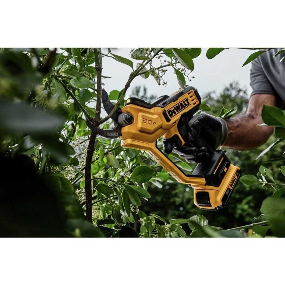 Аккумуляторный секатор DEWALT DCPR320 аналог DCMPP568