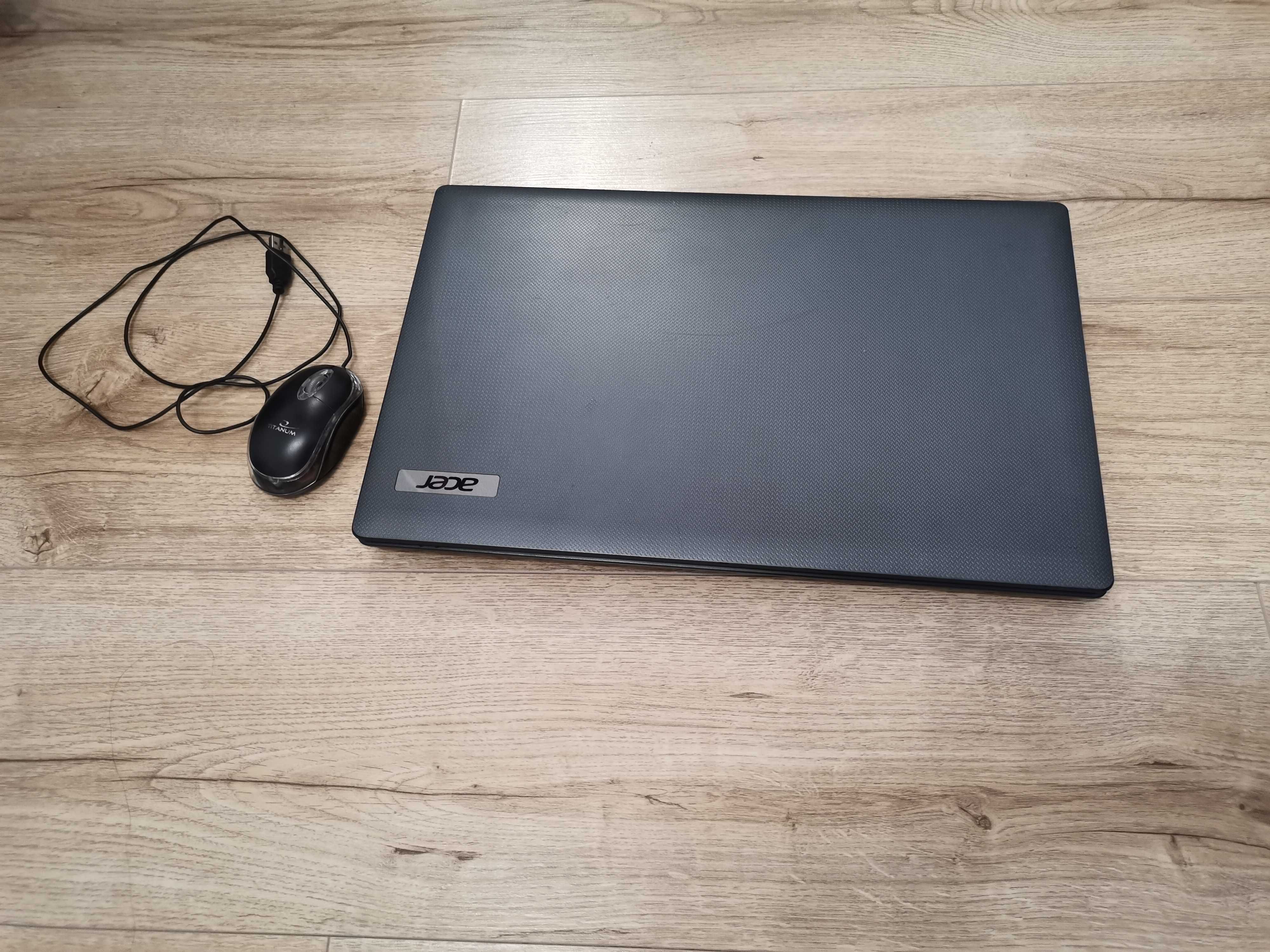 Laptop Acer 17,3 cali