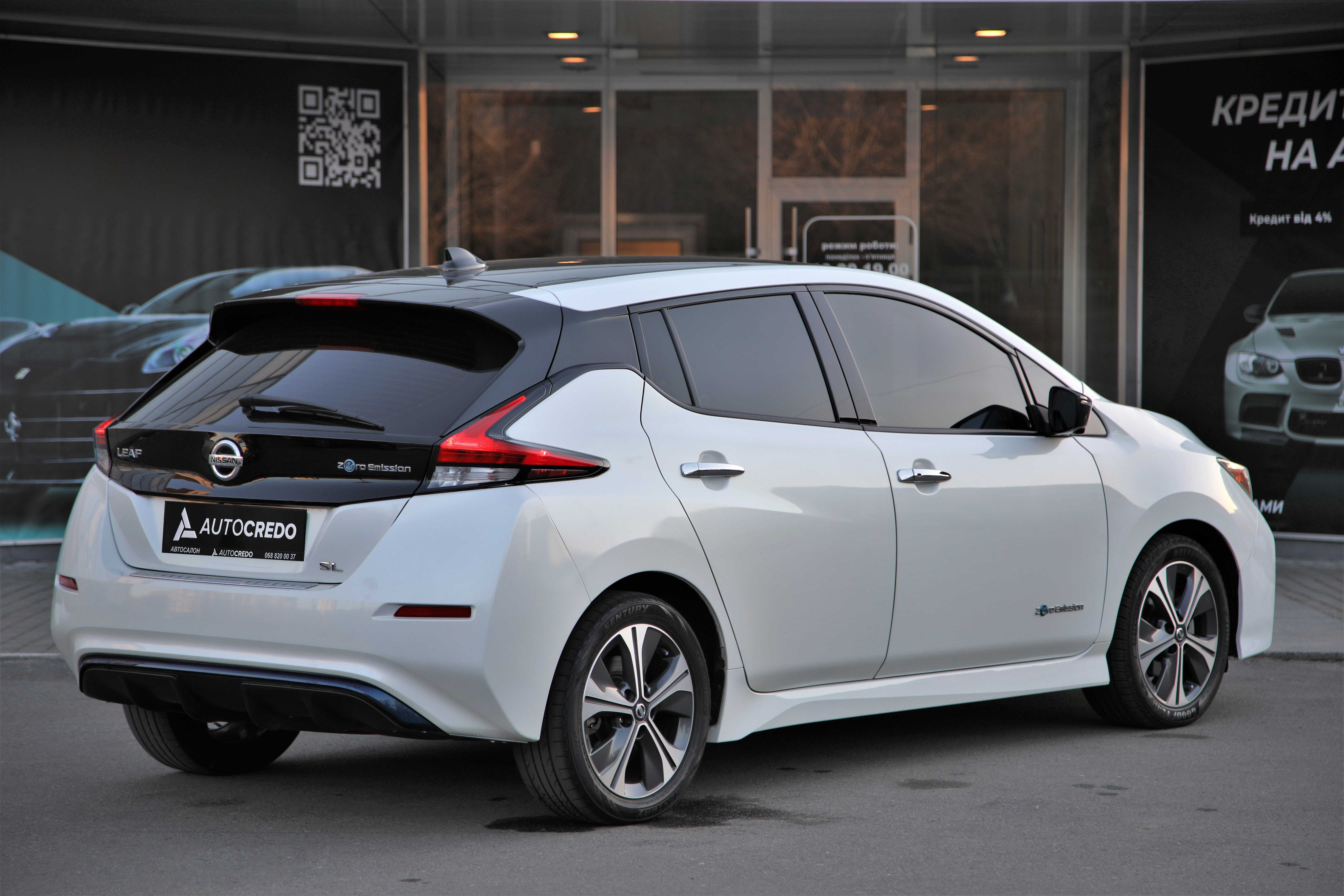 Nissan Leaf  2018 року