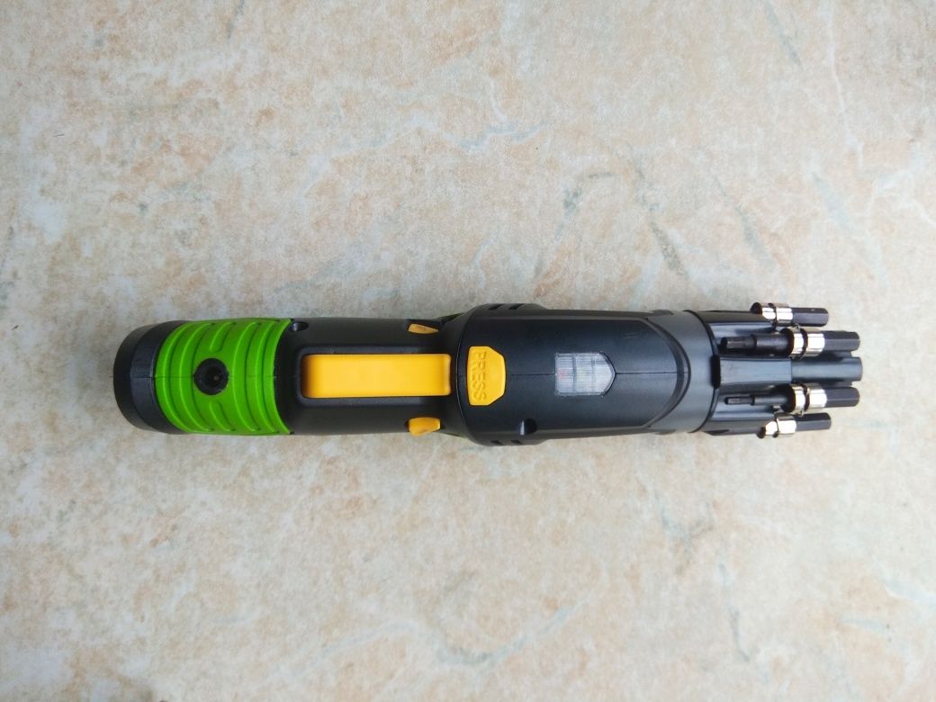 Электроотвертка шуруповерт Feldman FDS 1006 A