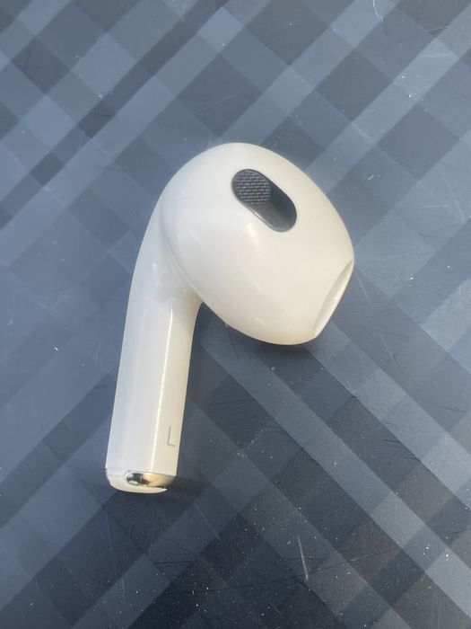 Продаю AirPods 3 лівий оригінал без кейсу