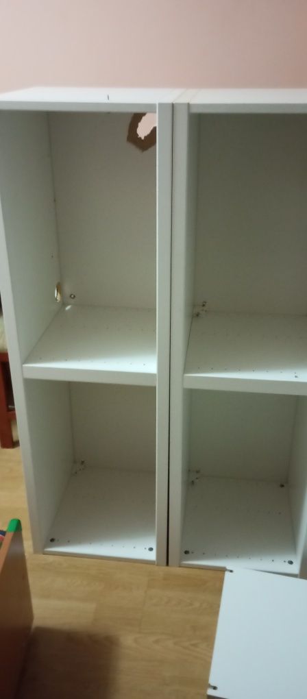 Szafki stojące,do powieszenia ikea trzy sztuki