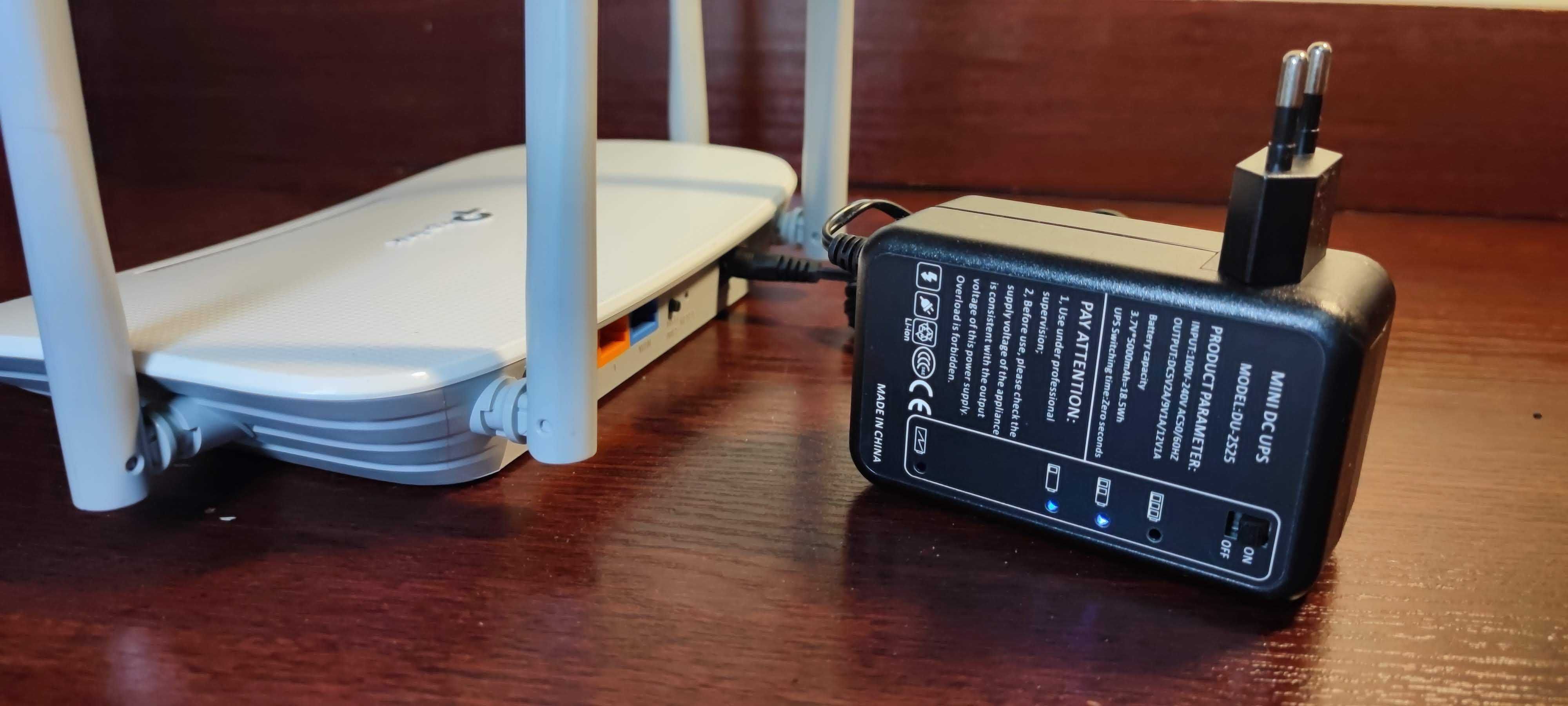 ДБЖ УПС UPS для роутера, безперебійник для Wi-Fi з акумулятором, 2 в 1