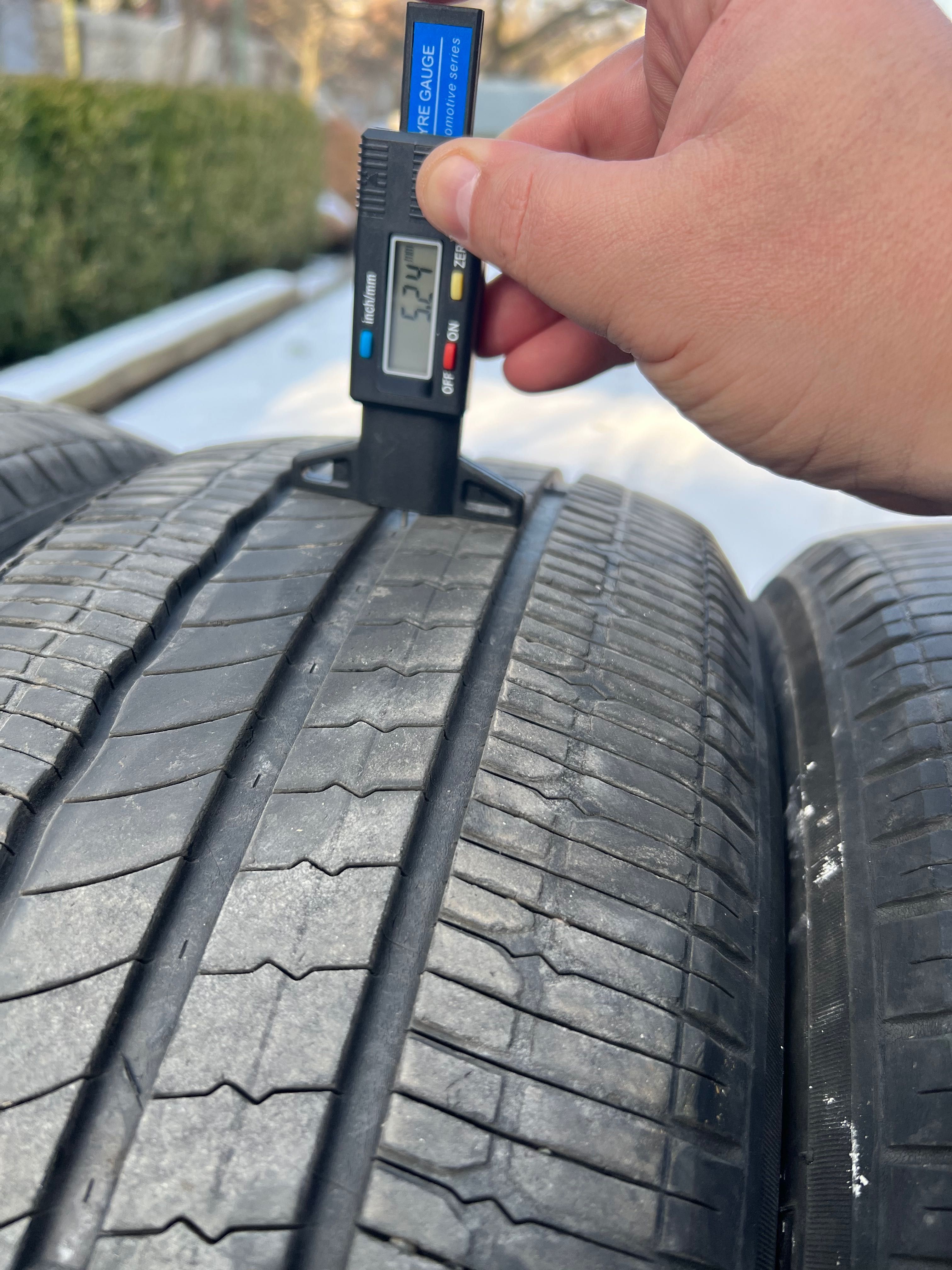 Шини Michelin ENERGY E-V 195x55xR16