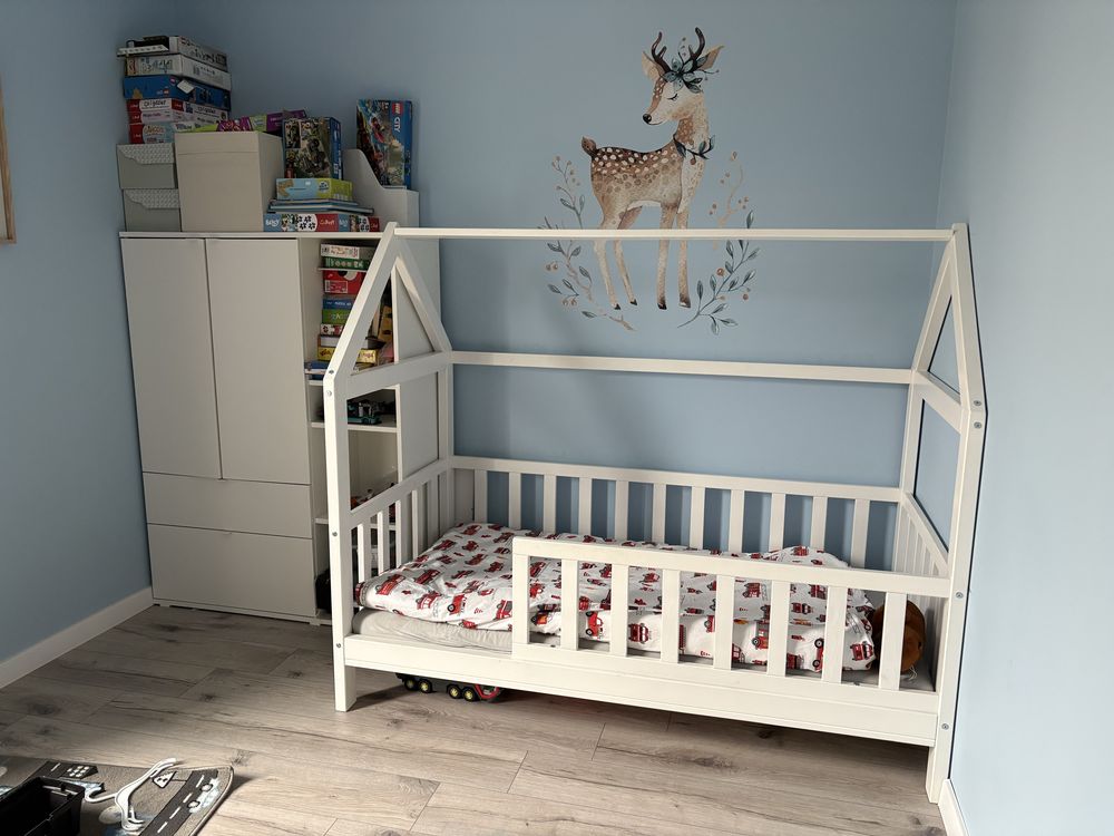 Drewniane łóżeczko dziecięce + szafka Ikea Vihals