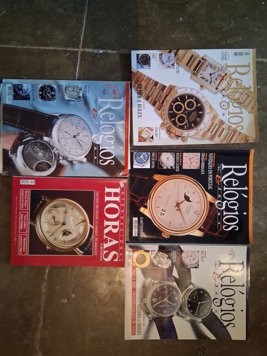 Revistas antigas de relógios