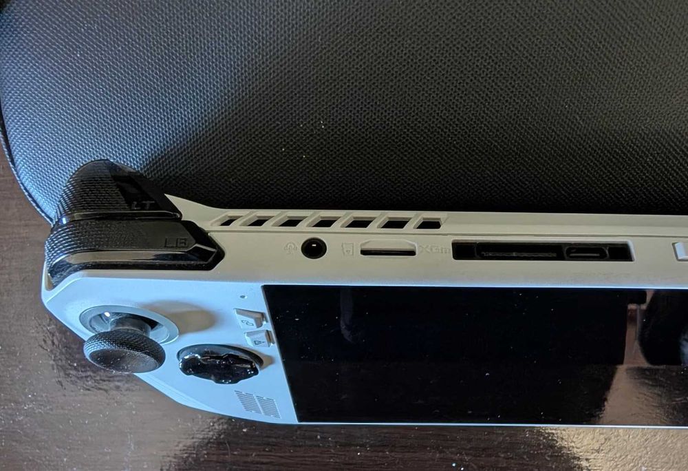 Asus ROG Ally Z1 Extreme