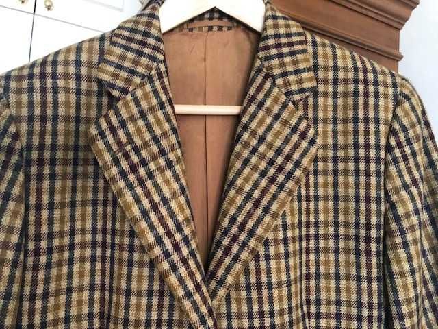 Blazer senhora da marca de luxo Rosa & Teixeira, em pura lã