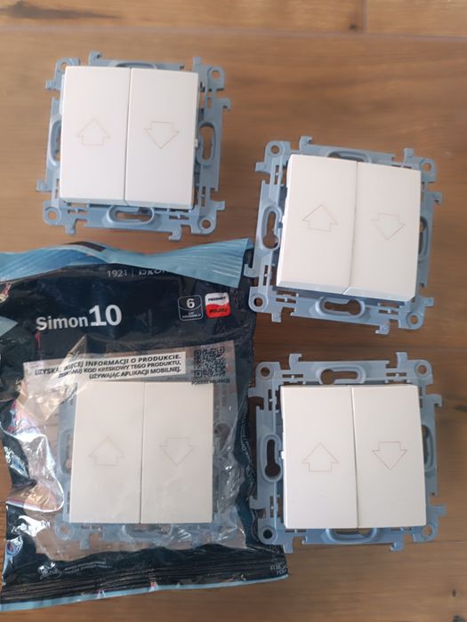 Łącznik schodowy krzyżowy rolety Simon 10 Simon 54