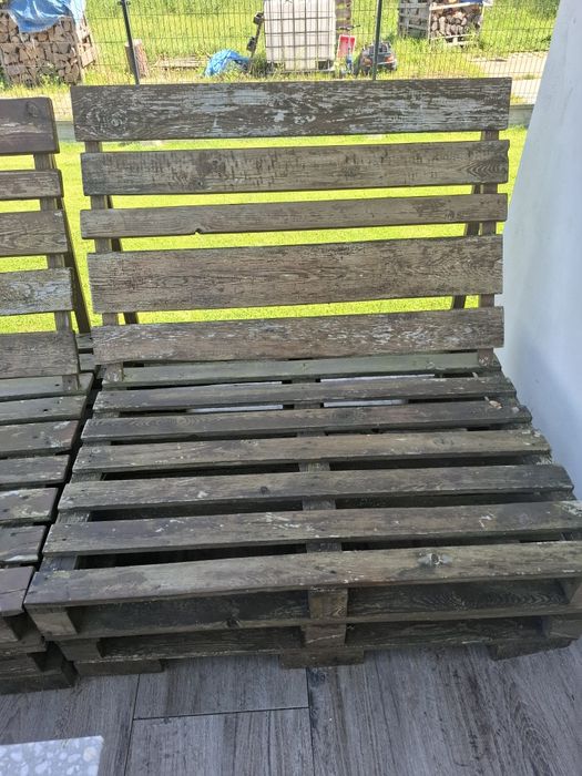Siedzenia z palet do ogrodu na taras