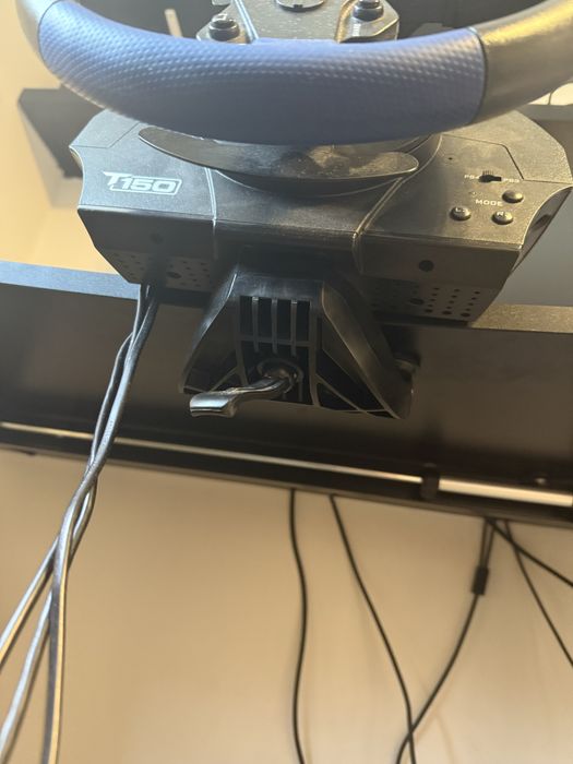 Kierownica thrustmaster t150