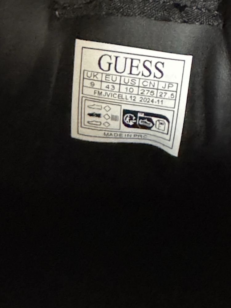 Сникерсы Guess мужские