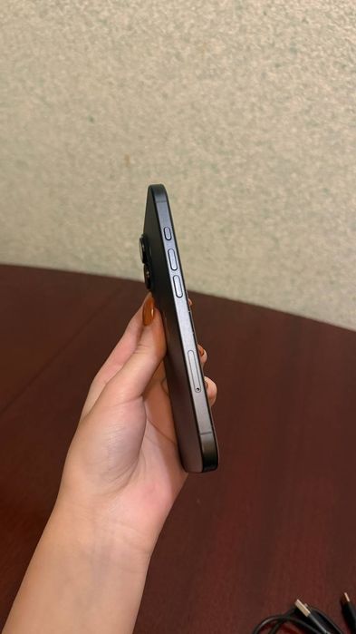 Apple iphone Айфон 16 128гб чорний