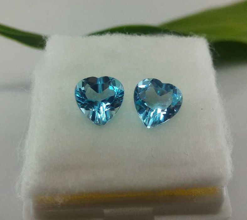 TOPAZ NATURALNY -  na złoty pierścionek , kolczyki - SERCE