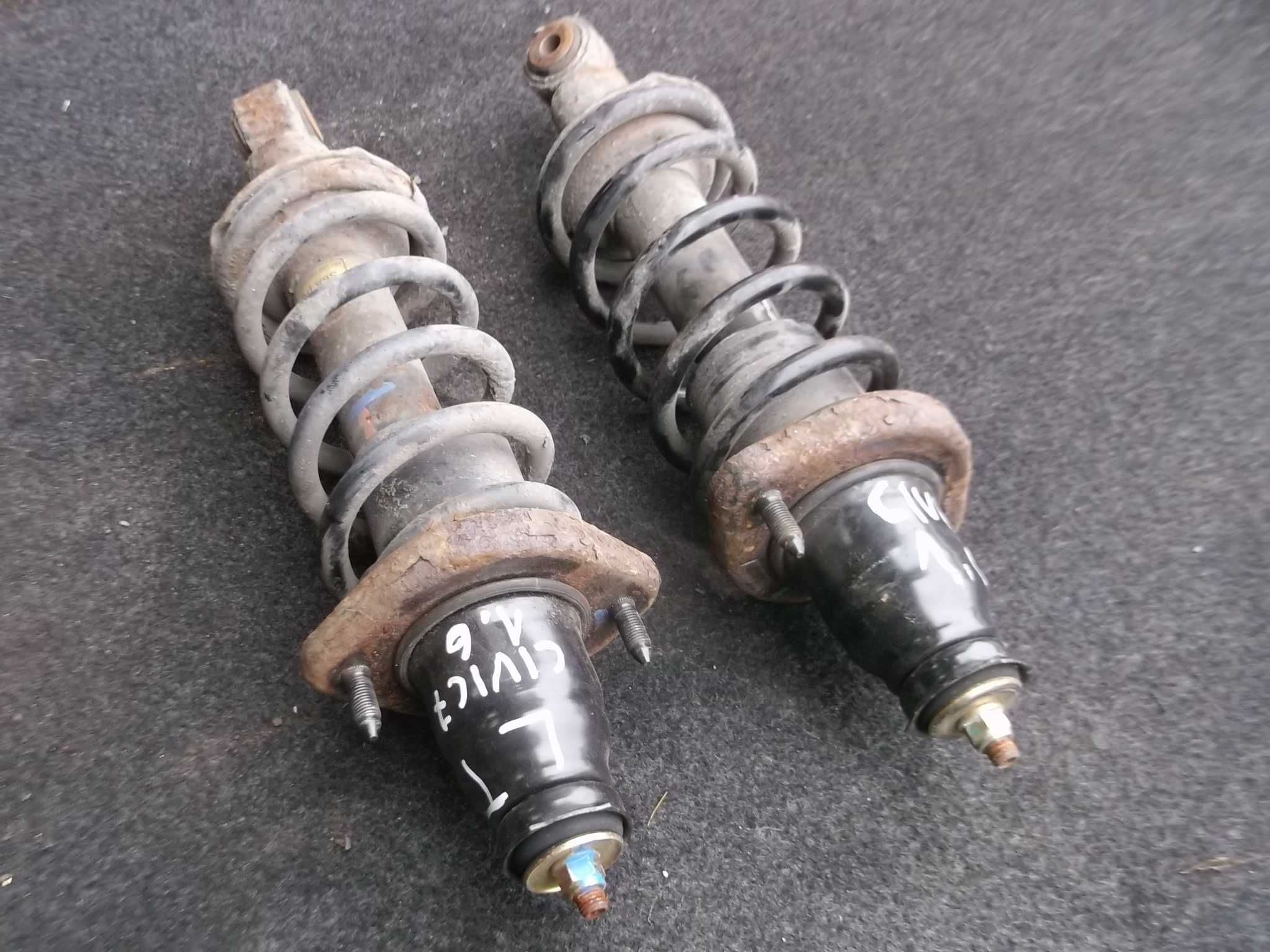 honda CIVIC 7 1.6 16v 02r mcpherson amortyzator sprężyna tył 5d