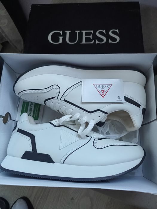 Buty Guess nowe .