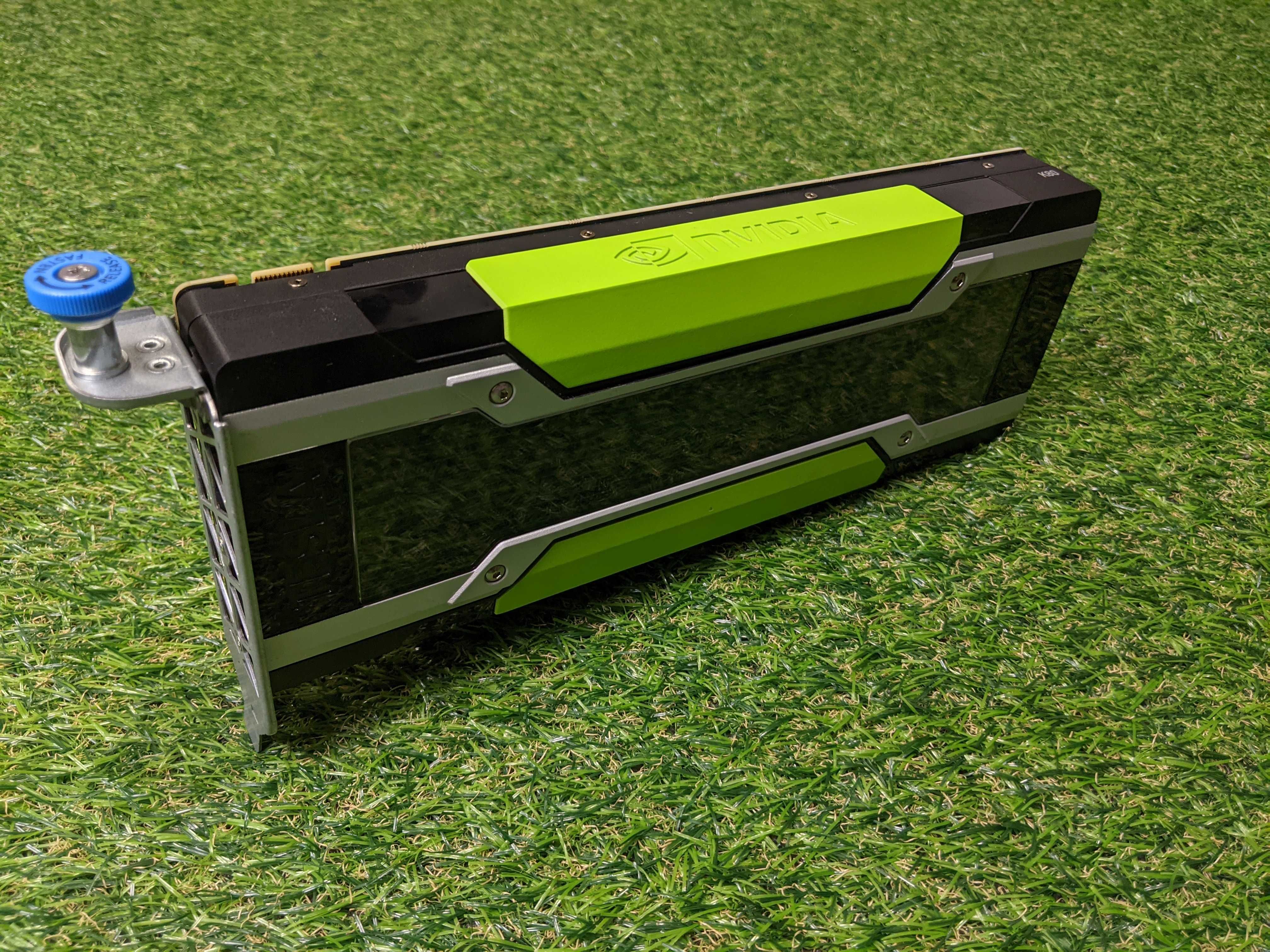 Видеокарта NVIDIA TESLA K80 24GB та 32GB GDDR5