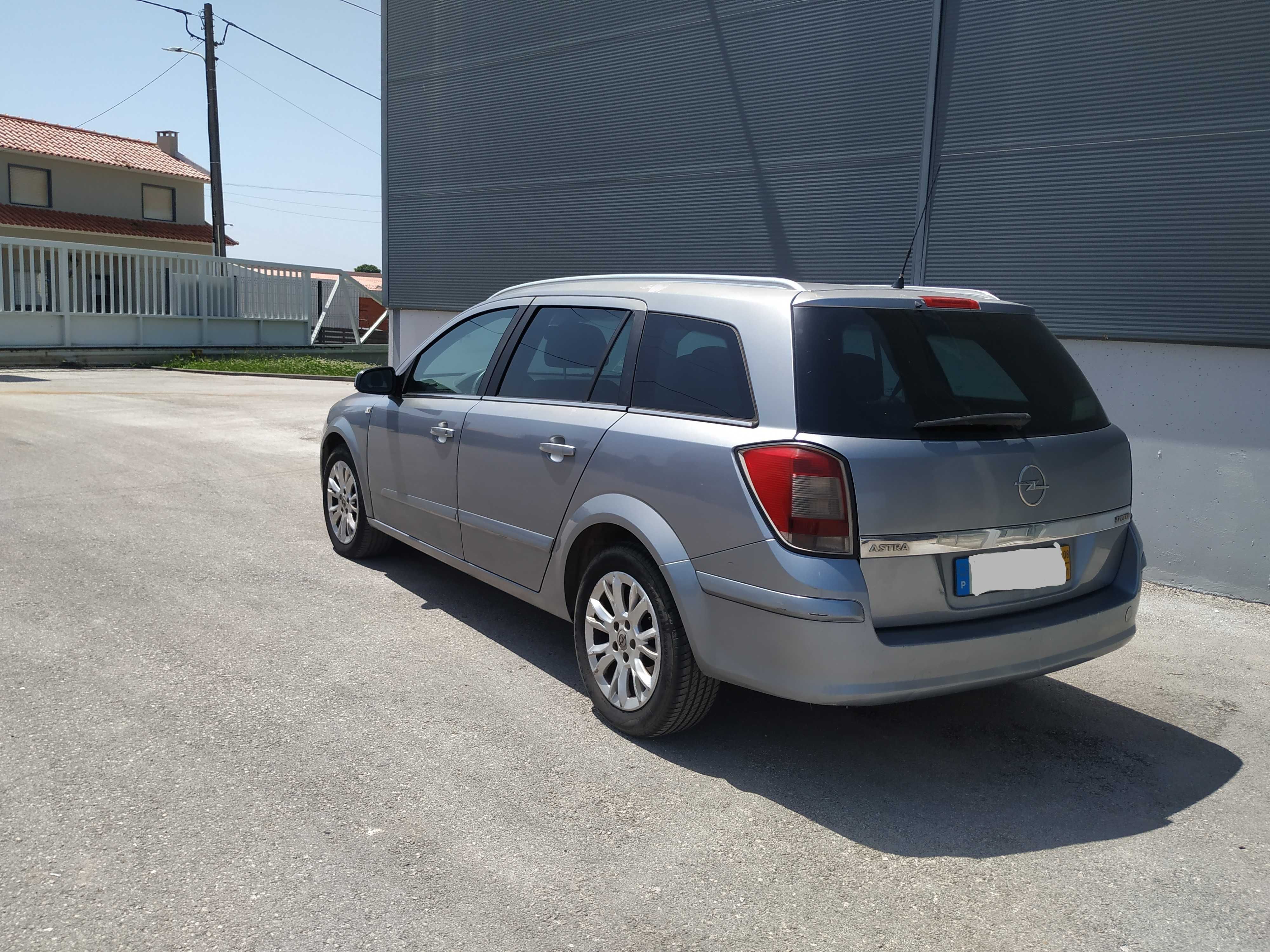 Opel Astra Caravan