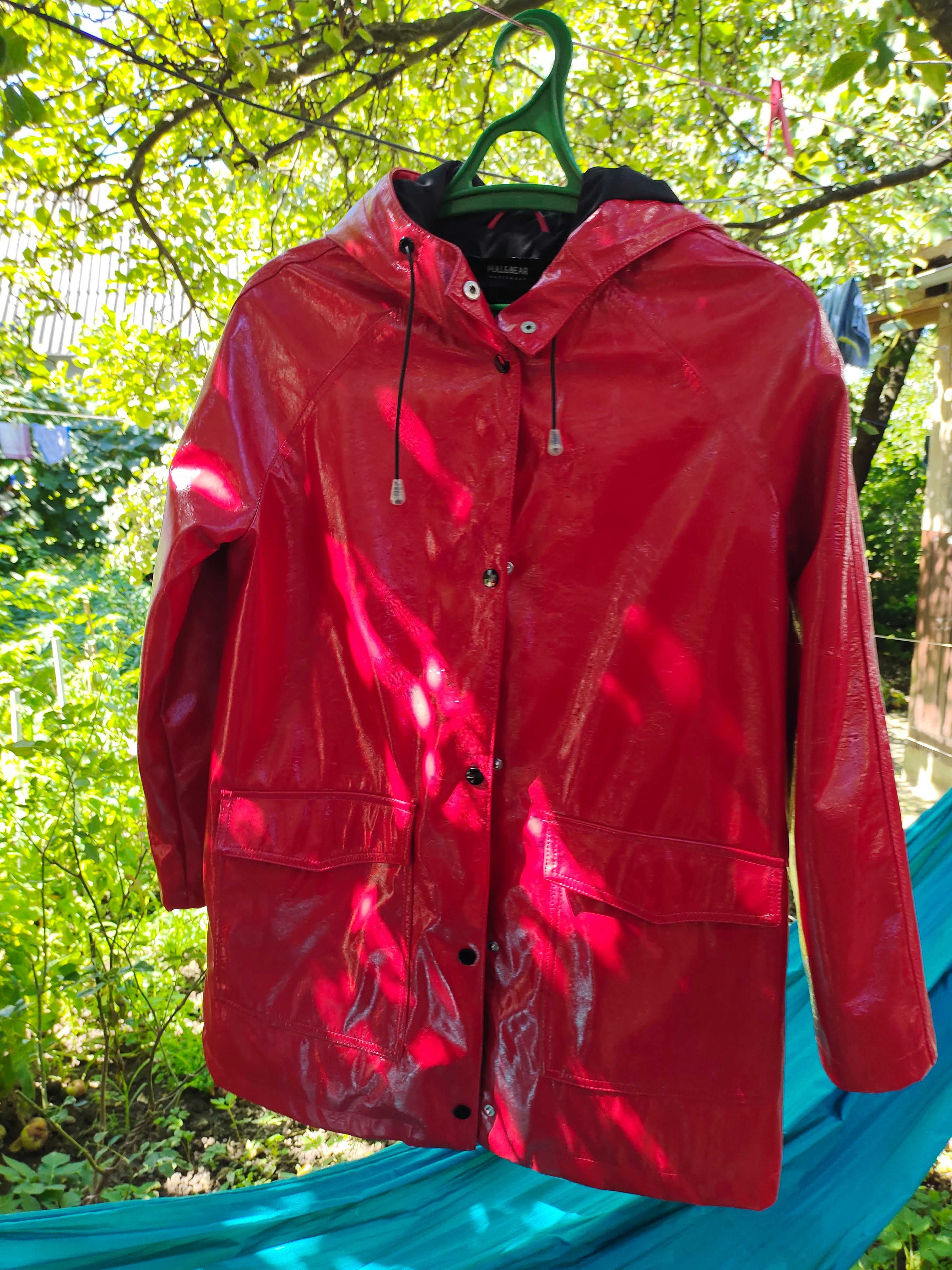 Плащ (тренч, пальто) червоний стильний новий Pull & Bear