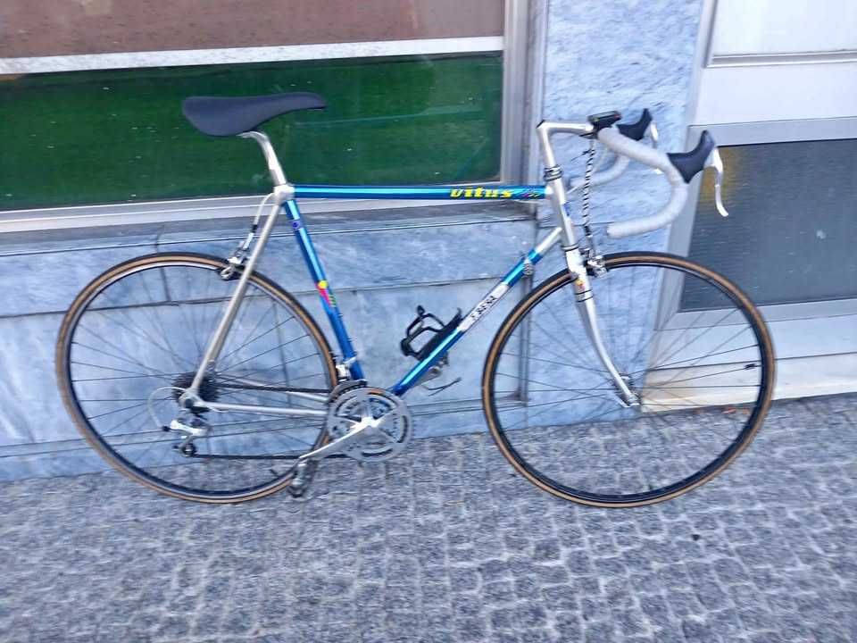 Bicicleta de estrada - Vitus 979
