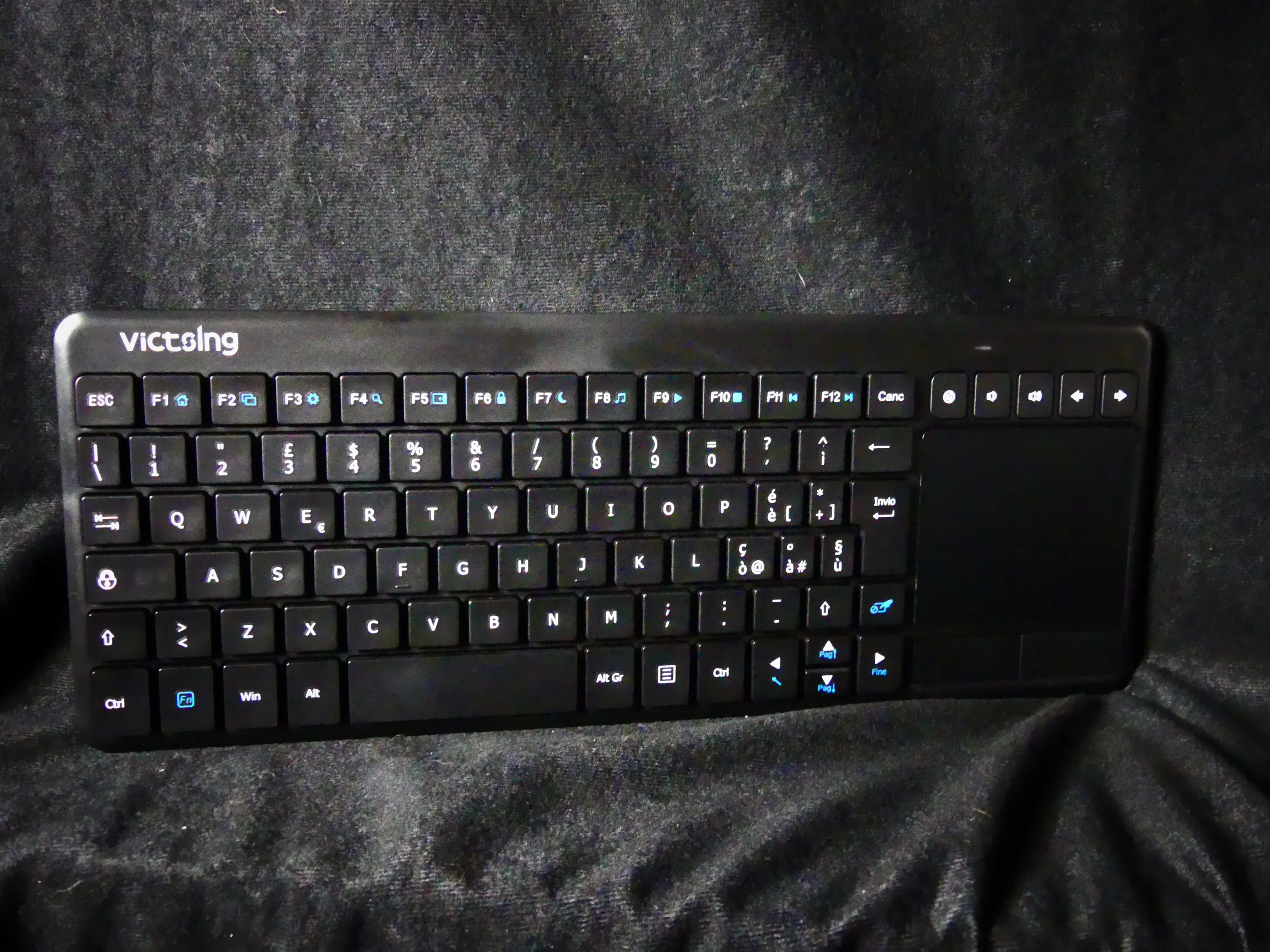 Klawiatura bezprzewodowa touchpad  Victsing black PC 126B
