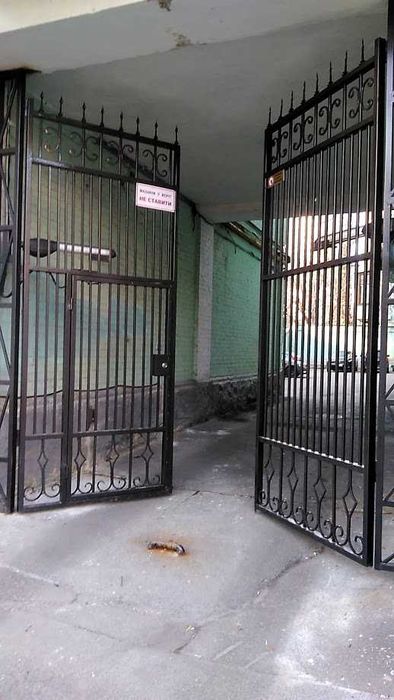 Откатные барьеры, шлагбаумы, автоматика, виробництво і монтаж